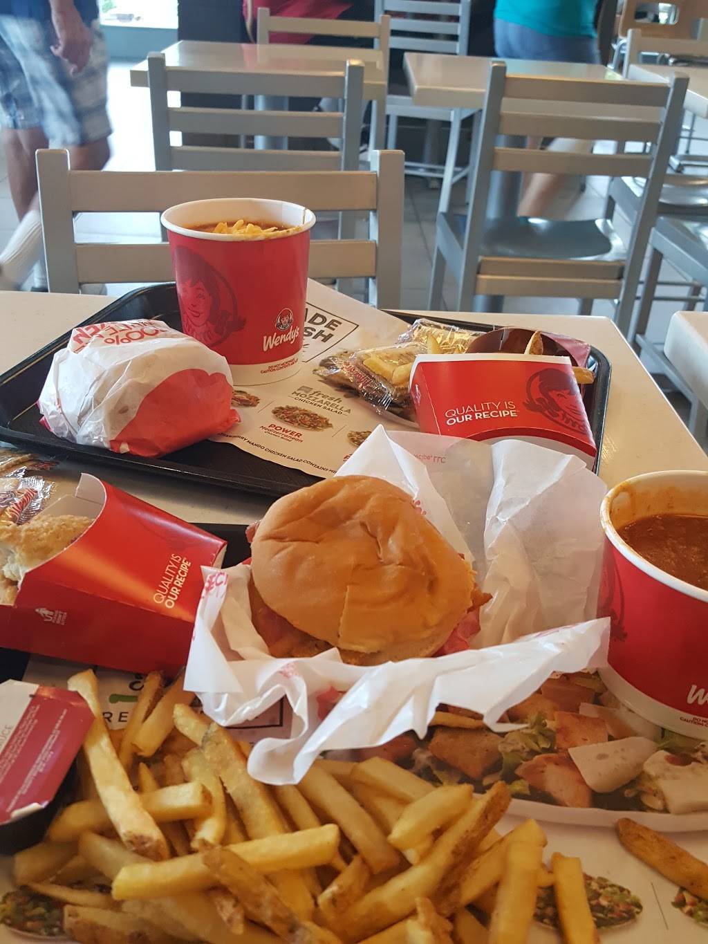 Wendys | restaurant | 2550 N 75th Ave, Phoenix, AZ 85035, USA | 6238732480 OR +1 623-873-2480