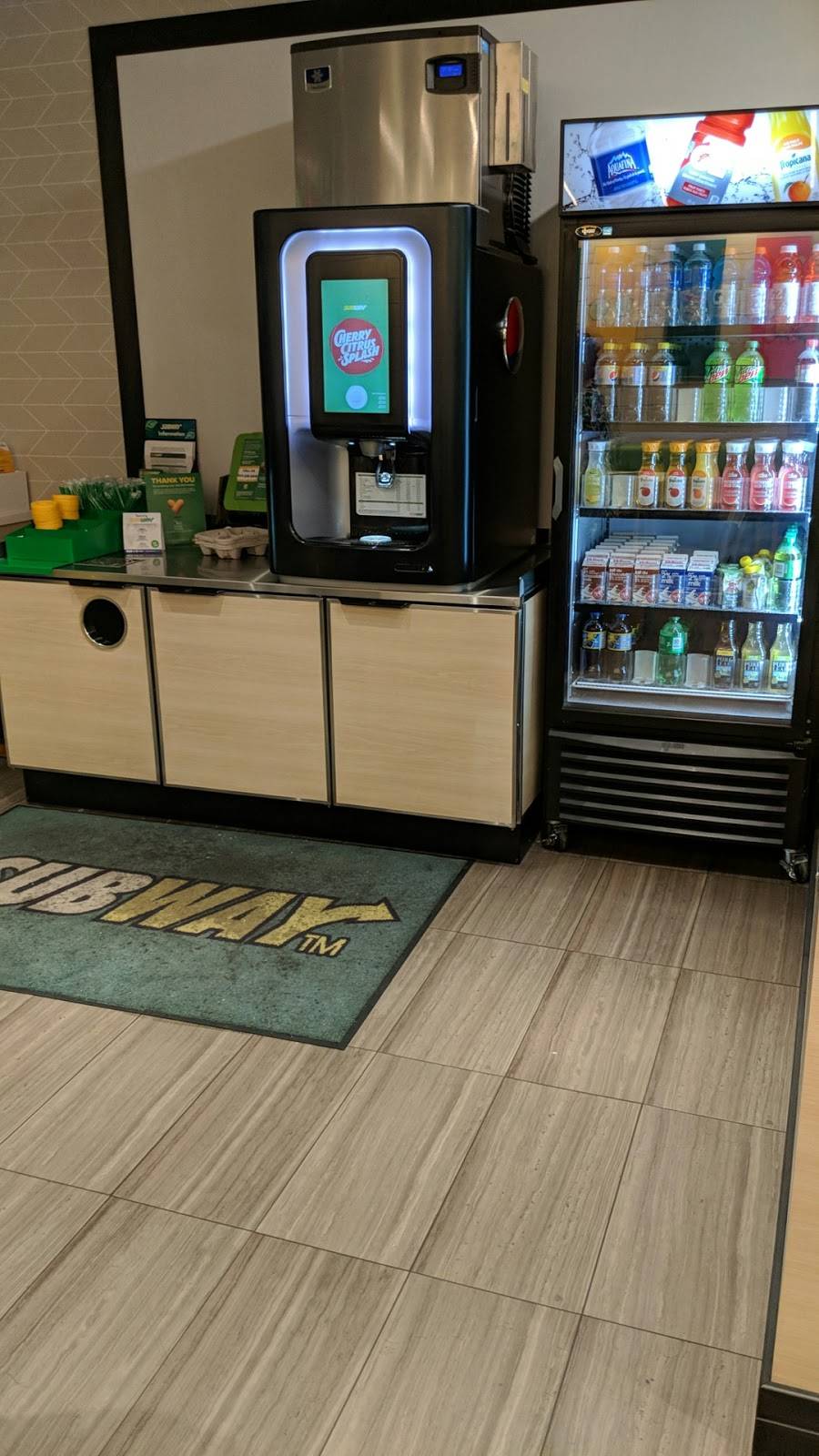 Subway | meal takeaway | 300 Tecumseh Rd E, Windsor, ON N8X 5E8, Canada | 5192588898 OR +1 519-258-8898