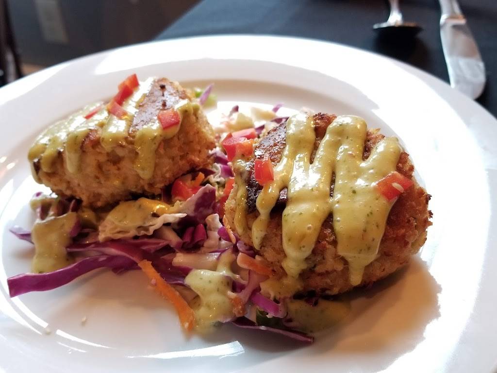 Village Tavern | restaurant | 110 Alfred Rd, Kennebunk, ME 04043, USA | 2076047954 OR +1 207-604-7954