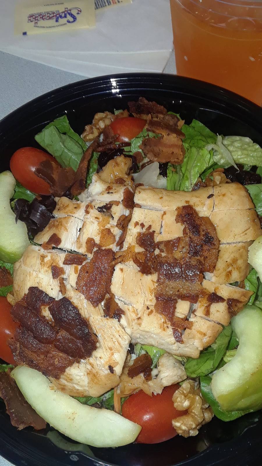 Braums Ice Cream & Burger Restaurant | restaurant | 1894 west 6th street, Fayetteville, AR 72701, USA | 4794446207 OR +1 479-444-6207