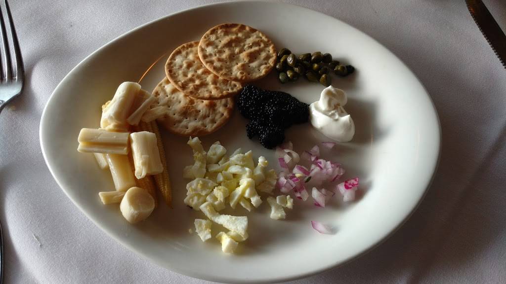 Chart House | restaurant | 25908 Genesee Trail Rd, Golden, CO 80401, USA | 3035269813 OR +1 303-526-9813