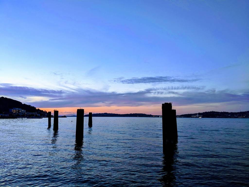 Saltys on Alki Beach | restaurant | 1936 Harbor Ave SW, Seattle, WA 98126, USA | 2069371600 OR +1 206-937-1600