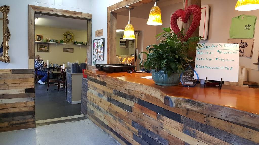 Palmetto Cafe | restaurant | 854 Highway 15 401 west, Bennettsville, SC 29512, USA | 8434397771 OR +1 843-439-7771