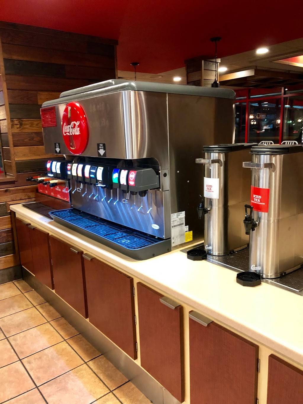 Arbys | restaurant | 2301 Memorial Pkwy SW, Huntsville, AL 35801, USA | 2565347641 OR +1 256-534-7641