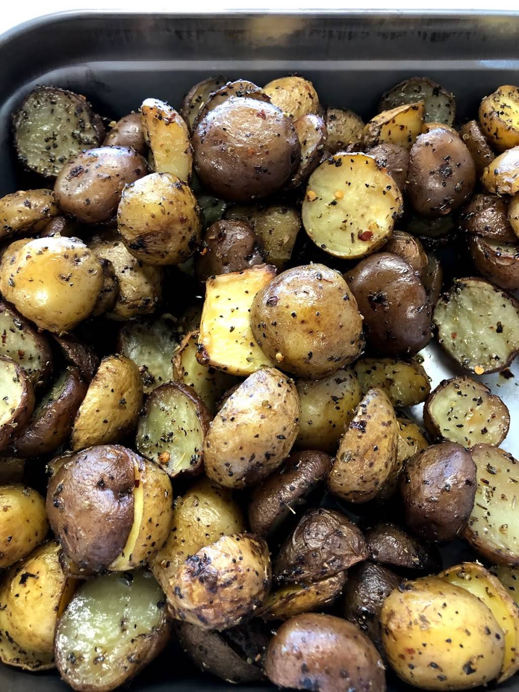 Tacheena Middle Eastern Cuisine | restaurant | 1123 Water St #5, Peterborough, ON K9H 3P7, Canada | 7057491993 OR +1 705-749-1993