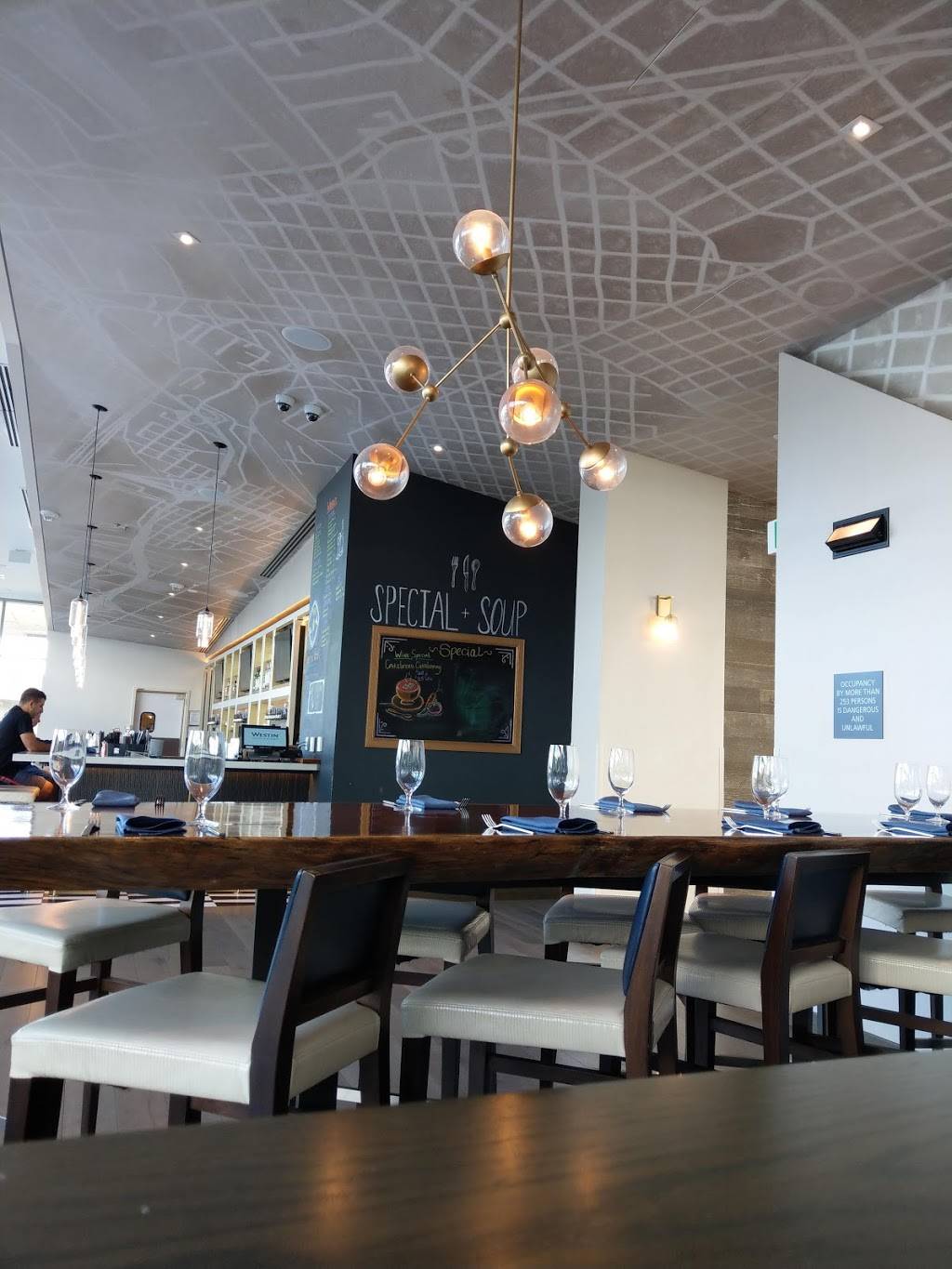 Grill and Vine | restaurant | Denver, CO 80249, USA | 3033171800 OR +1 303-317-1800