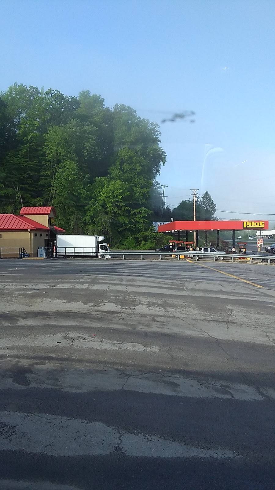 Pilot Travel Center | restaurant | 3000 US, US-25E Scenic, Middlesboro, KY 40965, USA | 6062484057 OR +1 606-248-4057