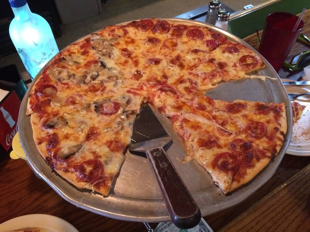 Capognas Dugout | restaurant | 1653 Gulf to Bay Blvd, Clearwater, FL 33755, USA | 7274414791 OR +1 727-441-4791