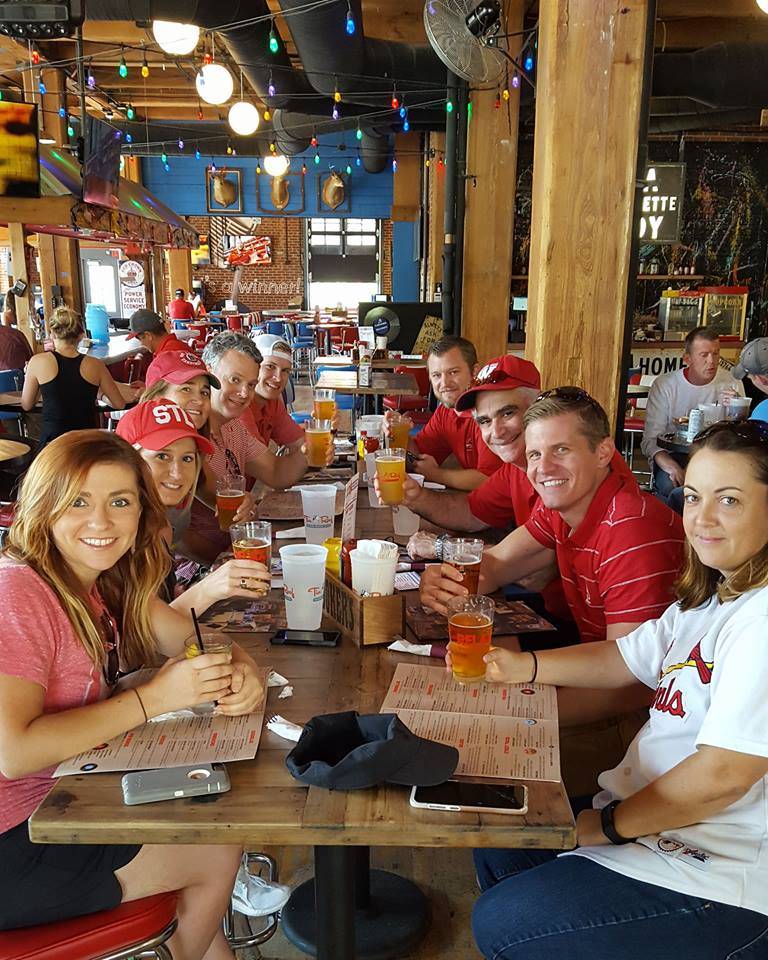 Tin Roof | restaurant | 1000 Clark Ave, St. Louis, MO 63102, USA | 3142405400 OR +1 314-240-5400