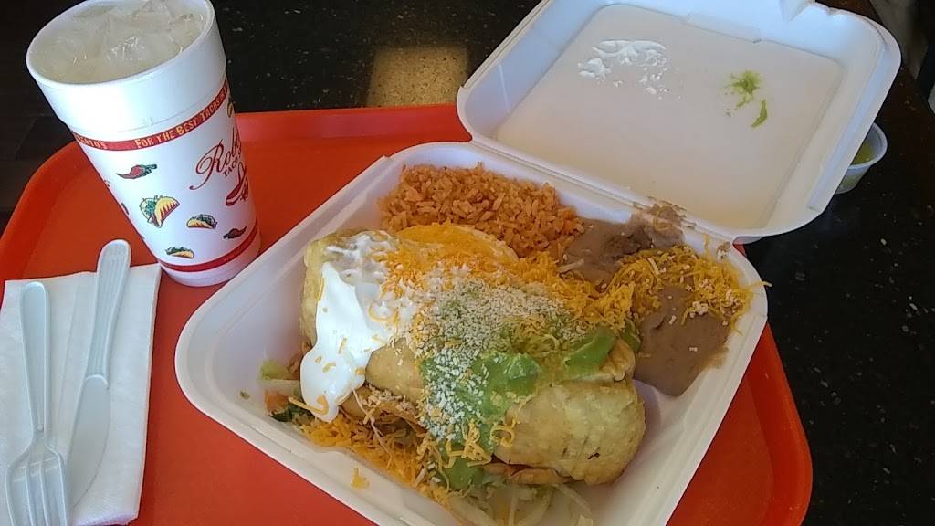 Robertos Taco Shop | restaurant | Rainbow Plaza, 907 S Rainbow Blvd, Las Vegas, NV 89128, USA | 7022582699 OR +1 702-258-2699