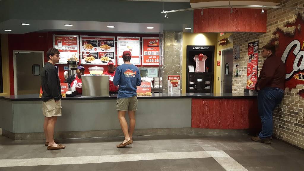 Raising Canes Chicken Fingers | meal takeaway | 210 McCorvey Dr, Tuscaloosa, AL 35487, USA | 2053488577 OR +1 205-348-8577
