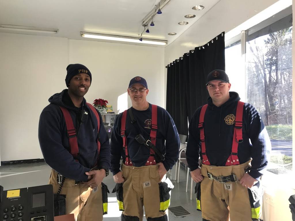 NakaEndZone BBQ | restaurant | 1310 Crafton Blvd, Pittsburgh, PA 15205, USA | 4128755522 OR +1 412-875-5522