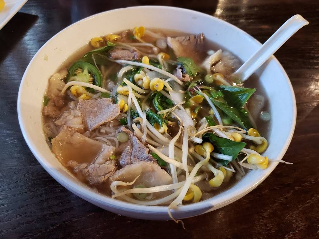 Phuong Long | restaurant | 306 N Cleveland St, Memphis, TN 38104, USA | 9015523652 OR +1 901-552-3652