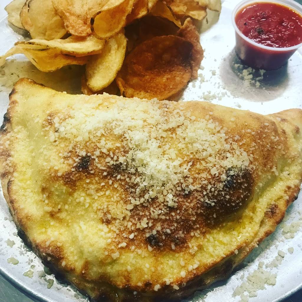 Night Train Pizza | restaurant | 600 9th Ave S Suite 100, Nashville, TN 37203, USA | 6155400138 OR +1 615-540-0138