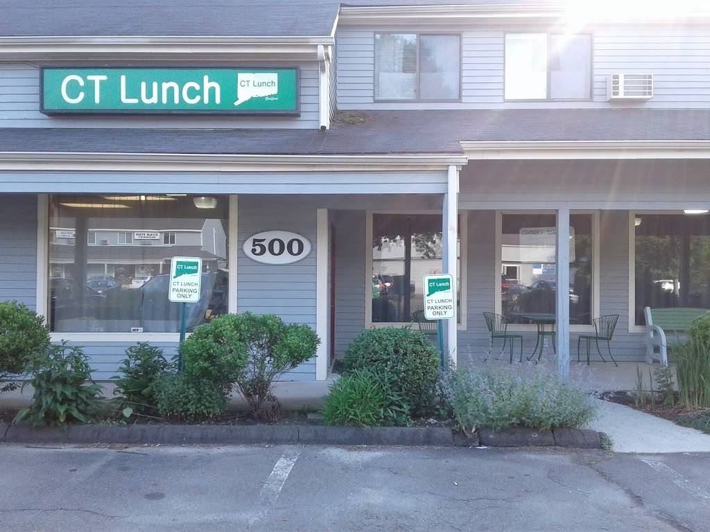 CT Lunch | restaurant | 500 Village Walk, Guilford, CT 06437, USA | 2034535624 OR +1 203-453-5624