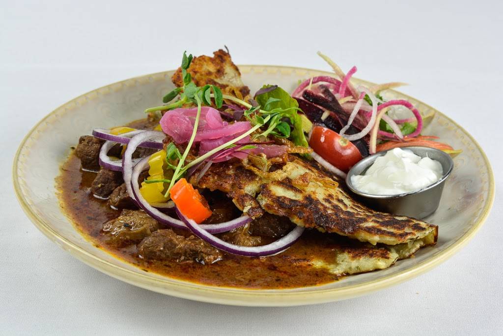 Prague Restaurant | restaurant | 450 Scarborough Golf Club Rd, Scarborough, ON M1G 1H1, Canada | 4162890283 OR +1 416-289-0283