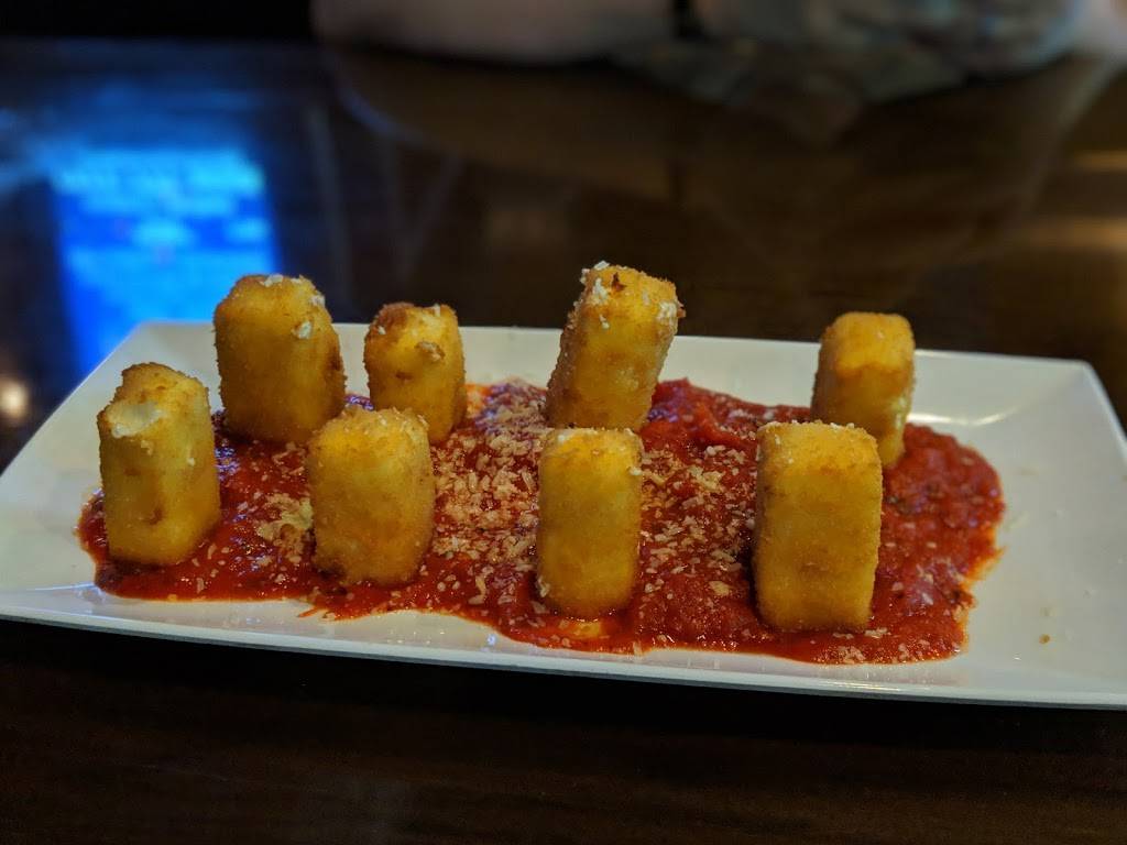 Dilladelphia | restaurant | 2571 Drew St, Clearwater, FL 33765, USA | 7277246177 OR +1 727-724-6177