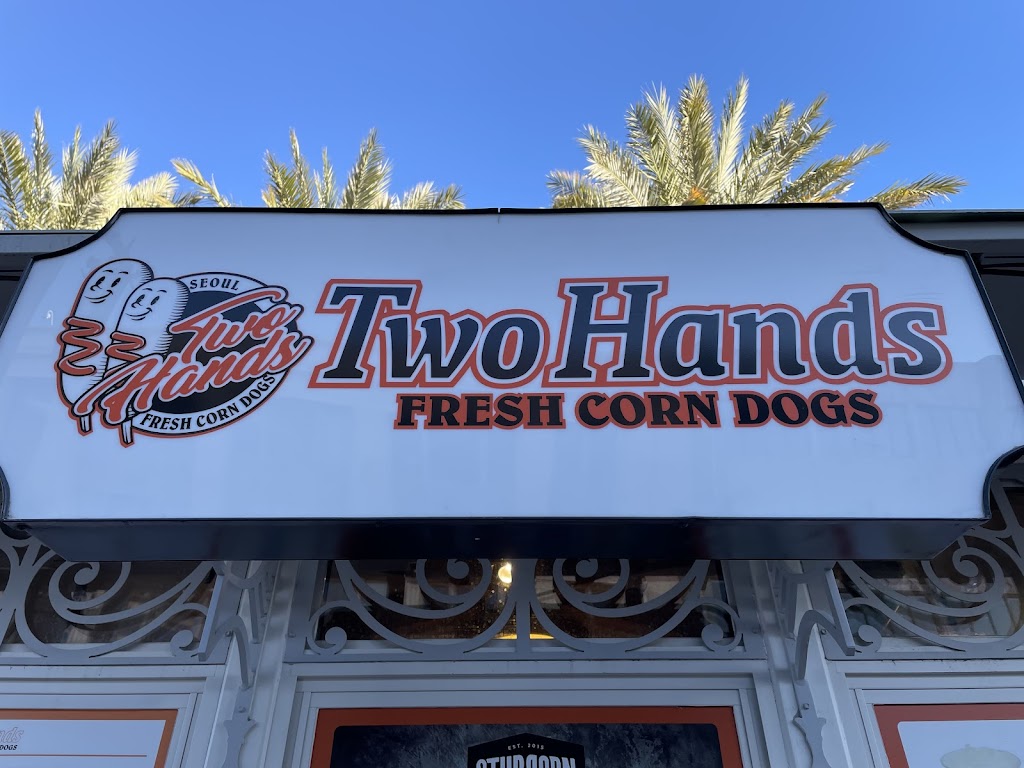 Two Hands Corn Dogs | meal takeaway | 6649 Las Vegas Blvd S K1, Las Vegas, NV 89119, USA | 7024622178 OR +1 702-462-2178