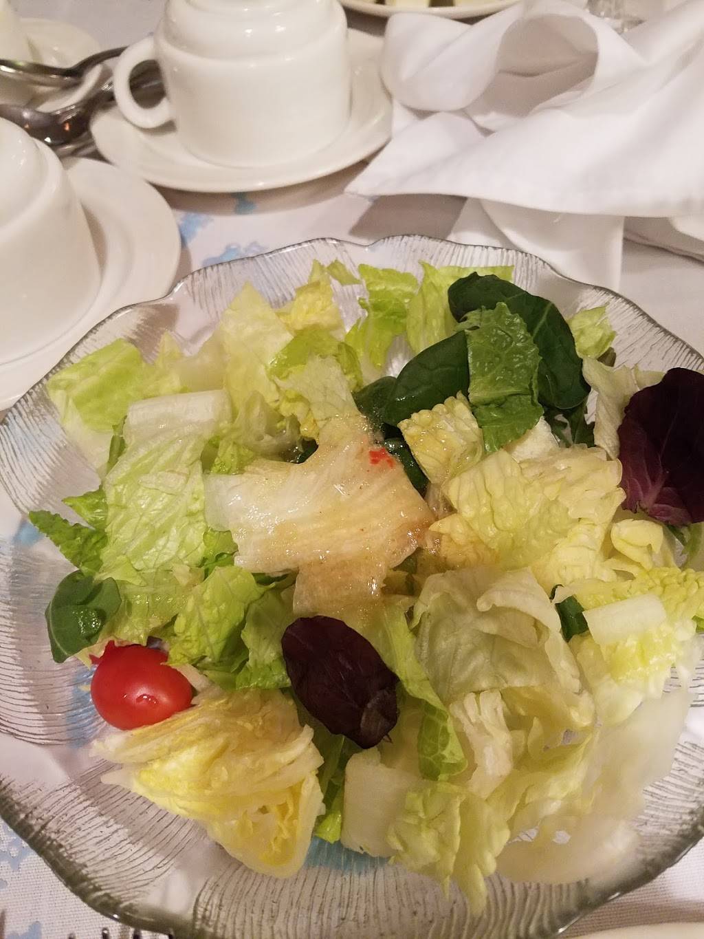 Cafe Tivoli | restaurant | 533 Shaler Blvd, Ridgefield, NJ 07657, USA | 2019415561 OR +1 201-941-5561