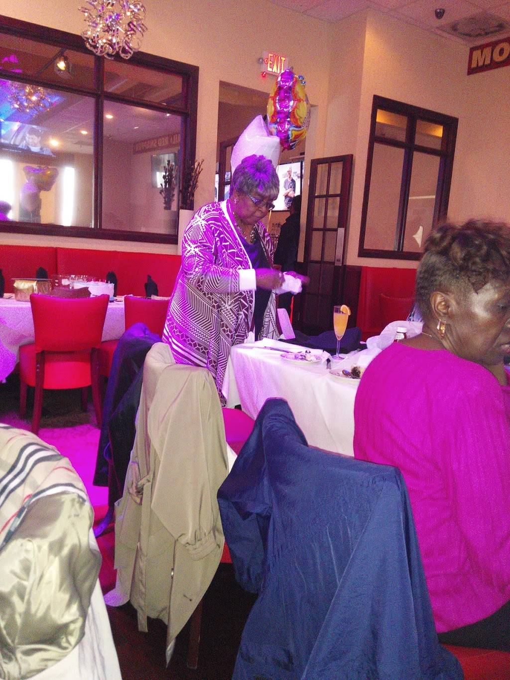 Stonefish Grill | restaurant | 8500 Annapolis Rd, New Carrollton, MD 20784, USA | 3015775770 OR +1 301-577-5770