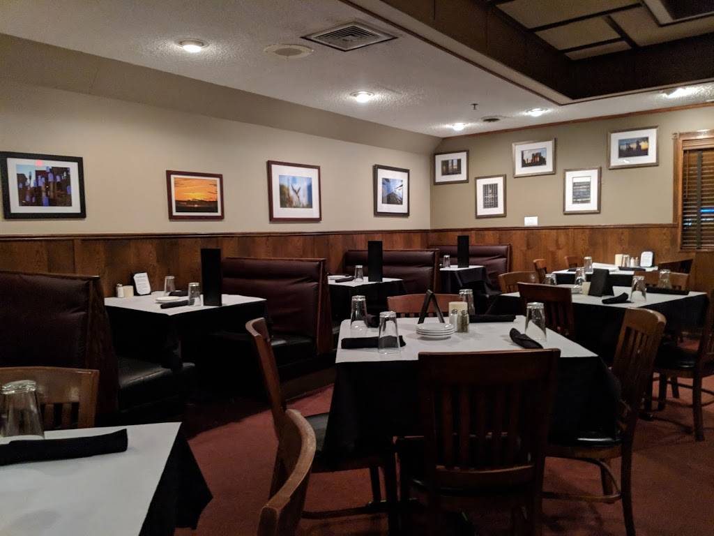 Walkers Charhouse | restaurant | 8 W Gartner Rd, Naperville, IL 60540, USA | 6306379688 OR +1 630-637-9688