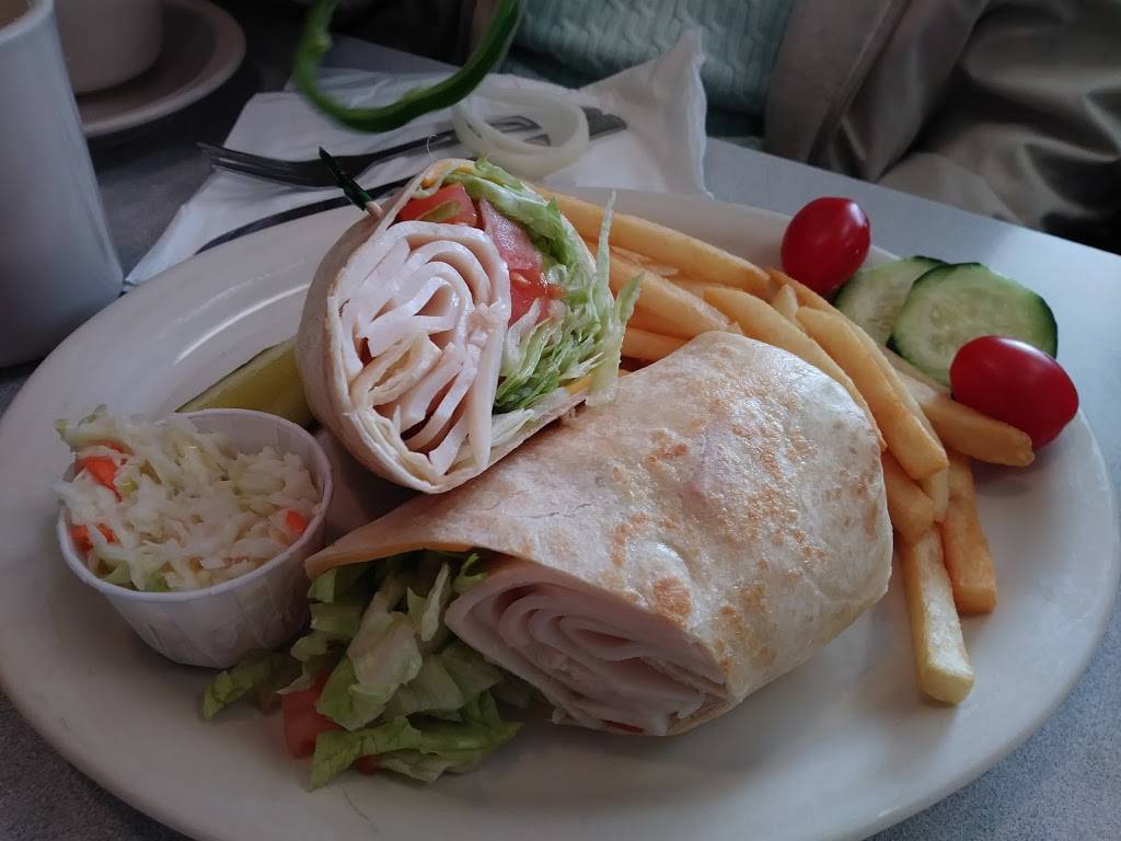 Nicks Family Restaurant | restaurant | 34610 Lakeshore Blvd, Eastlake, OH 44095, USA | 4409423770 OR +1 440-942-3770