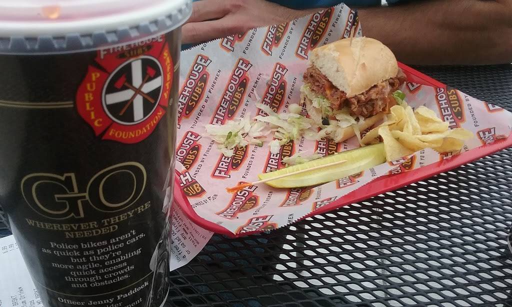 Firehouse Subs Menomonee Falls Station | restaurant | N92 W16135 Falls Pkwy, Menomonee Falls, WI 53051, USA | 2624443473 OR +1 262-444-3473