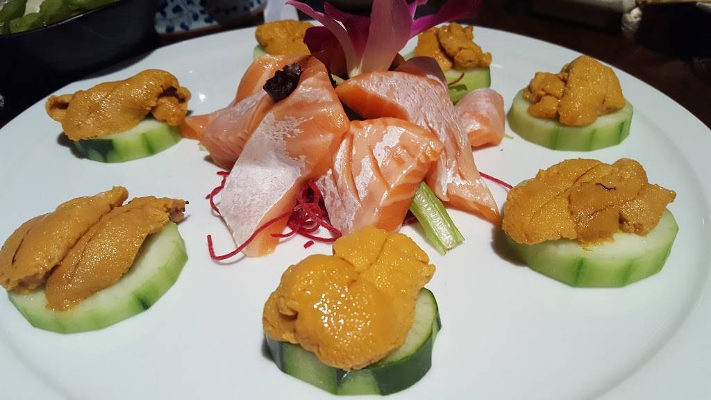 Jieyi Sushi | restaurant | 1178 N Milwaukee Ave, Chicago, IL 60642, USA | 7732925885 OR +1 773-292-5885