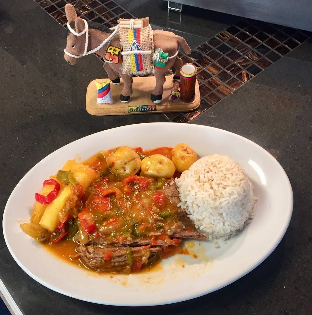 The Colombian Point Restaurant | restaurant | 402 N Washington Blvd, Sarasota, FL 34236, USA | 9413164045 OR +1 941-316-4045