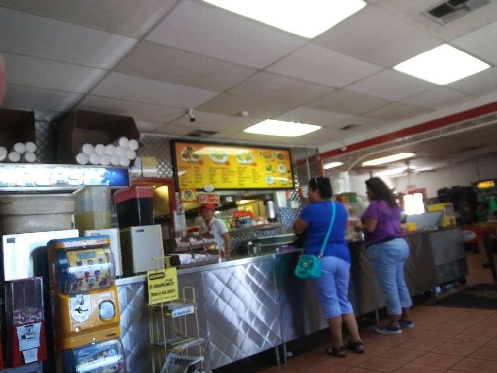 La Villa Taqueria | restaurant | 4001 Niles St #4600, Bakersfield, CA 93306, USA | 6613636024 OR +1 661-363-6024