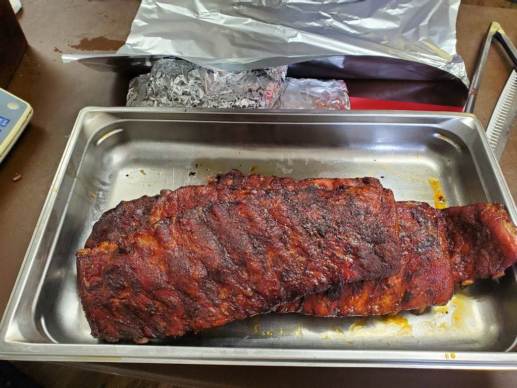 Big Eds Smoke Pit | restaurant | 746 Main St, Belgium, WI 53004, USA | 2624765126 OR +1 262-476-5126