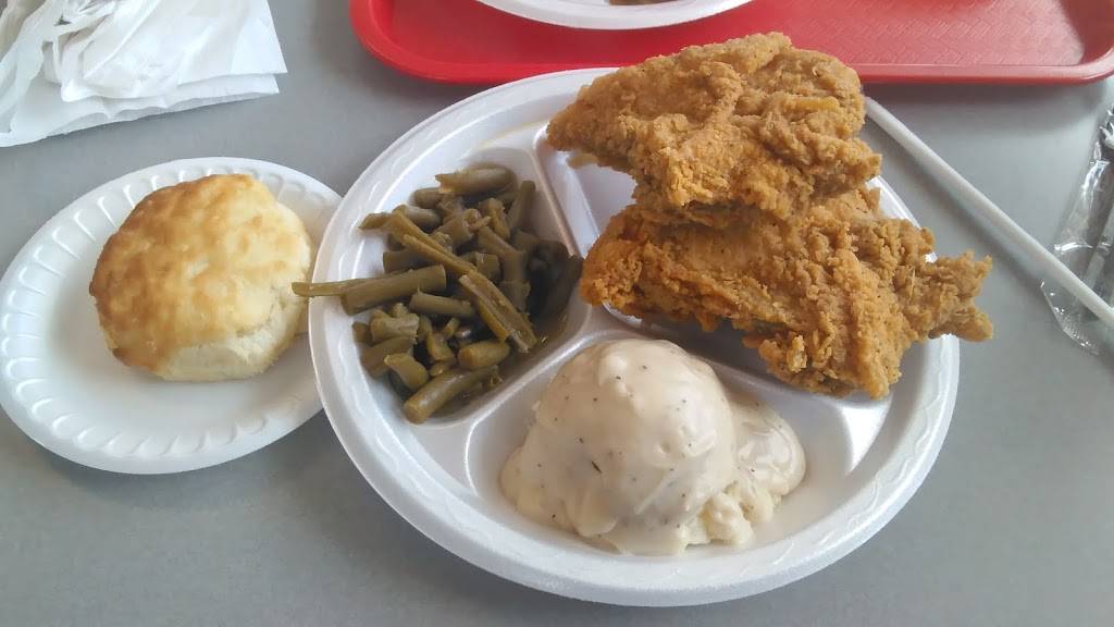 Mrs Winners Chicken & Biscuits-Cleveland | restaurant | 2487 Keith St NW, Cleveland, TN 37311, USA | 4234767266 OR +1 423-476-7266