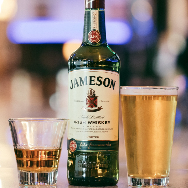 The Ambassador Public House | restaurant | 310 S Halsted St, Chicago, IL 60661, USA | 3128889961 OR +1 312-888-9961