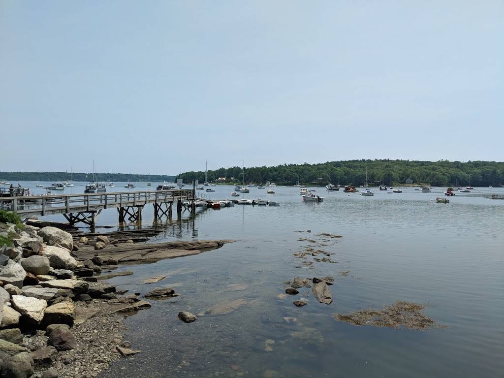 Round Pond Lobster Co-op Restaurant | restaurant | Round Pond, ME 04564, USA | 2075295725 OR +1 207-529-5725