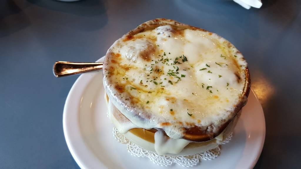 D-Town Bar & Grill | restaurant | 1056 Main St, Dunedin, FL 34698, USA | 7277546851 OR +1 727-754-6851