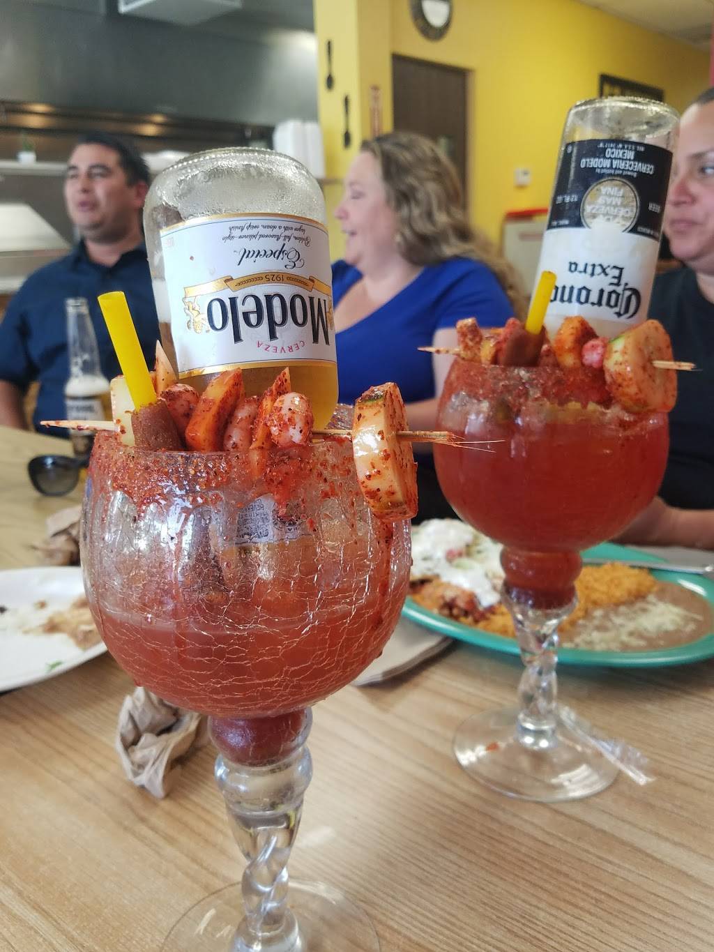 El Toro Loco Grill | restaurant | 85 Ramona Expy #5, Perris, CA 92571, USA | 9514900344 OR +1 951-490-0344