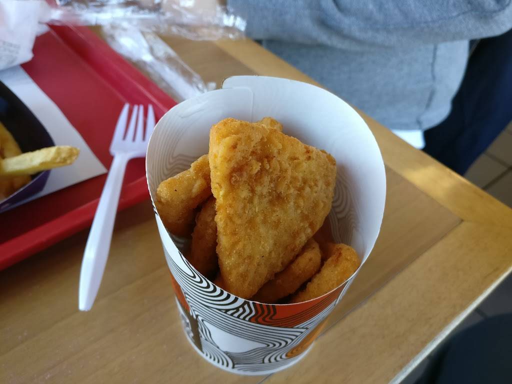 Taco Bell | meal takeaway | 391 Weber St N, Waterloo, ON N2J 3J2, Canada | 5198856680 OR +1 519-885-6680