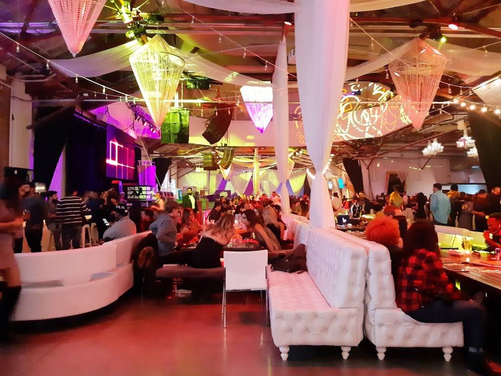 Grand Bizarre Supper Club | restaurant | 15 Saskatchewan Rd, Toronto, ON M6K 3C3, Canada | 4165959998 OR +1 416-595-9998