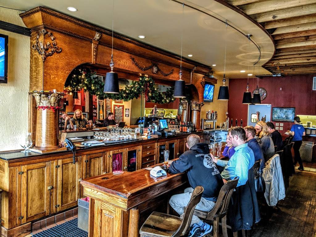 Town Hall Tap | restaurant | 4810 Chicago Ave, Minneapolis, MN 55417, USA | 6127677307 OR +1 612-767-7307