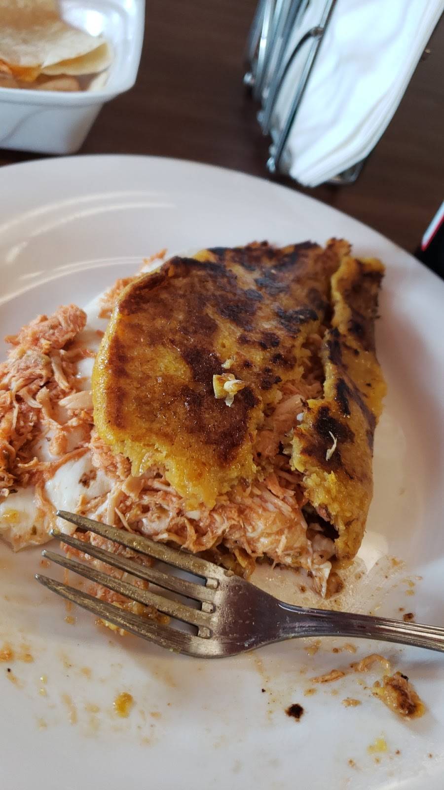 Los Primos Tacos & Grill | restaurant | 5635 Memorial Hwy, Tampa, FL 33615, USA | 8135756600 OR +1 813-575-6600