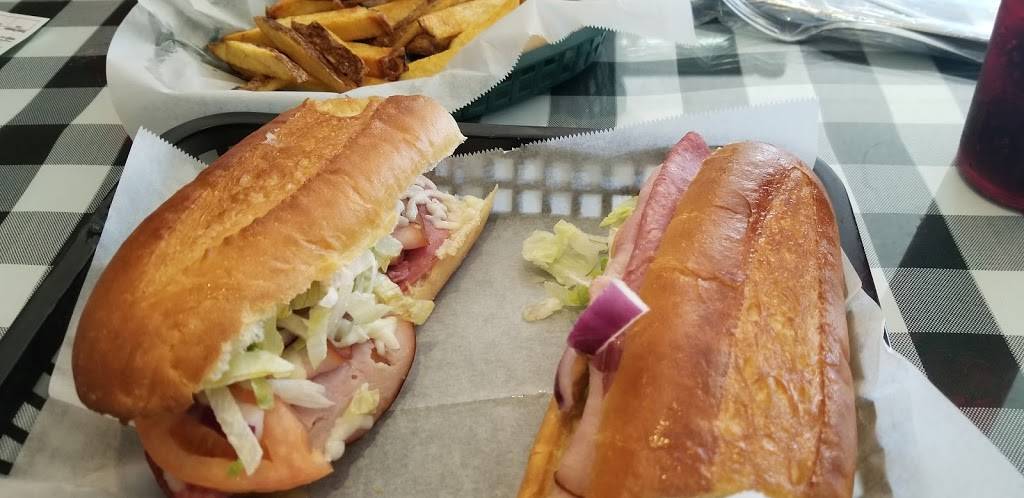 Teammates Pizza | restaurant | 310 W Main St, Mountain City, TN 37683, USA | 4237271022 OR +1 423-727-1022