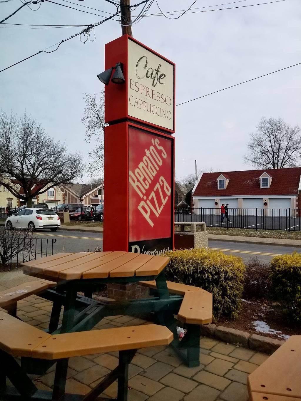 Renatos Pizza | restaurant | 36 S Maple Ave, Ridgewood, NJ 07450, USA | 2016523554 OR +1 201-652-3554