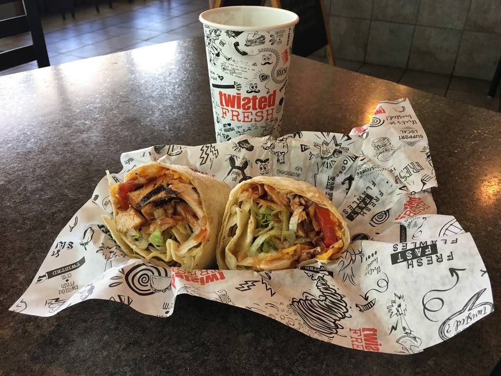 Twisted Fresh | restaurant | 11737 College Blvd, Overland Park, KS 66210, USA | 9133874811 OR +1 913-387-4811