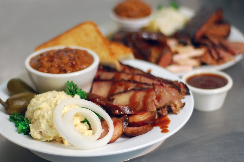 Hot Rod Bar-B-Que | restaurant | 1911 Farmerville Hwy, Ruston, LA 71270, USA | 3182548010 OR +1 318-254-8010