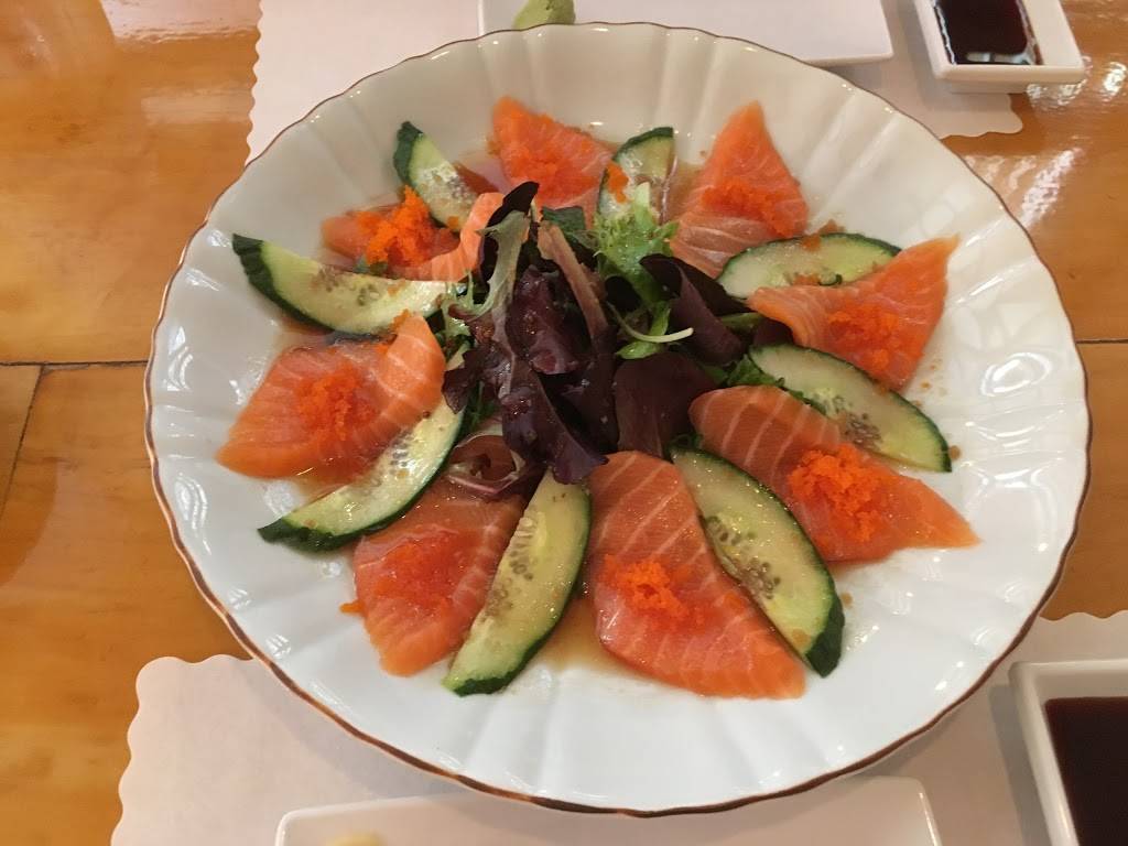 Sushi Bear | restaurant | 17292 McFadden Ave, Tustin, CA 92780, USA | 7148844172 OR +1 714-884-4172