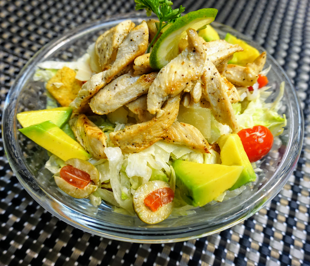 El Pescaito | restaurant | 7441 NW 72nd Ave, Miami, FL 33166, USA | 3058857205 OR +1 305-885-7205