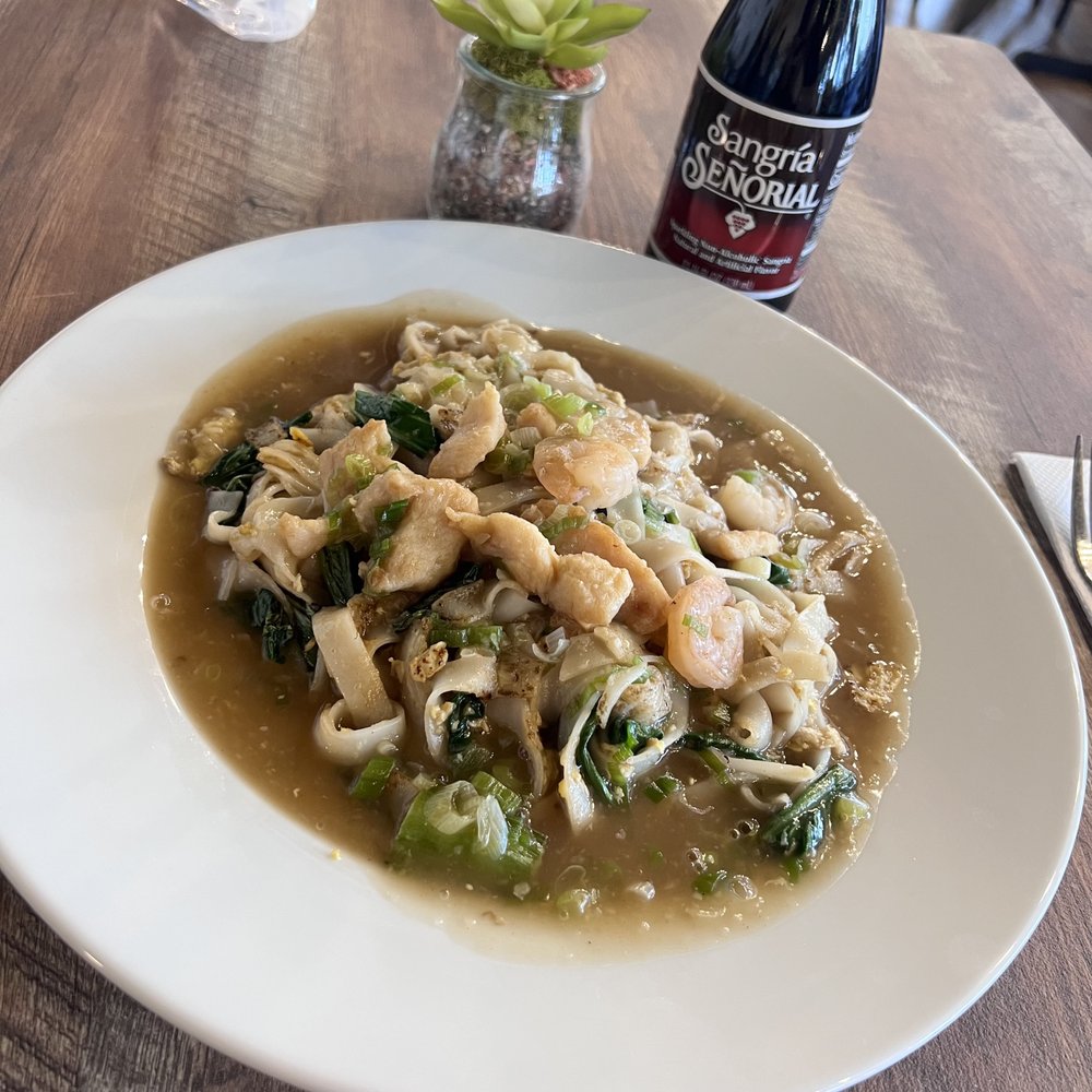 Sabino Kitchen | restaurant | 535 S California Ave, West Covina, CA 91790, USA | 6267799591 OR +1 626-779-9591