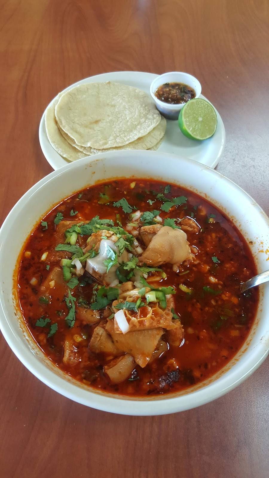 El Rey Restaurant & Taqueria | restaurant | 6219 Lee Hwy suit 7, Chattanooga, TN 37421, USA | 4233865337 OR +1 423-386-5337