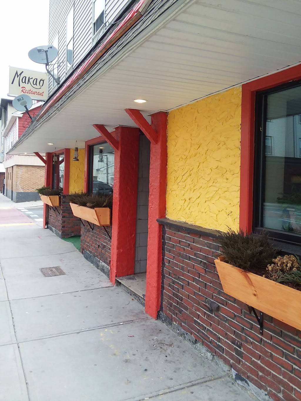 Makao Family Restaurant | restaurant | 181 Millbury St, Worcester, MA 01610, USA | 5087673306 OR +1 508-767-3306