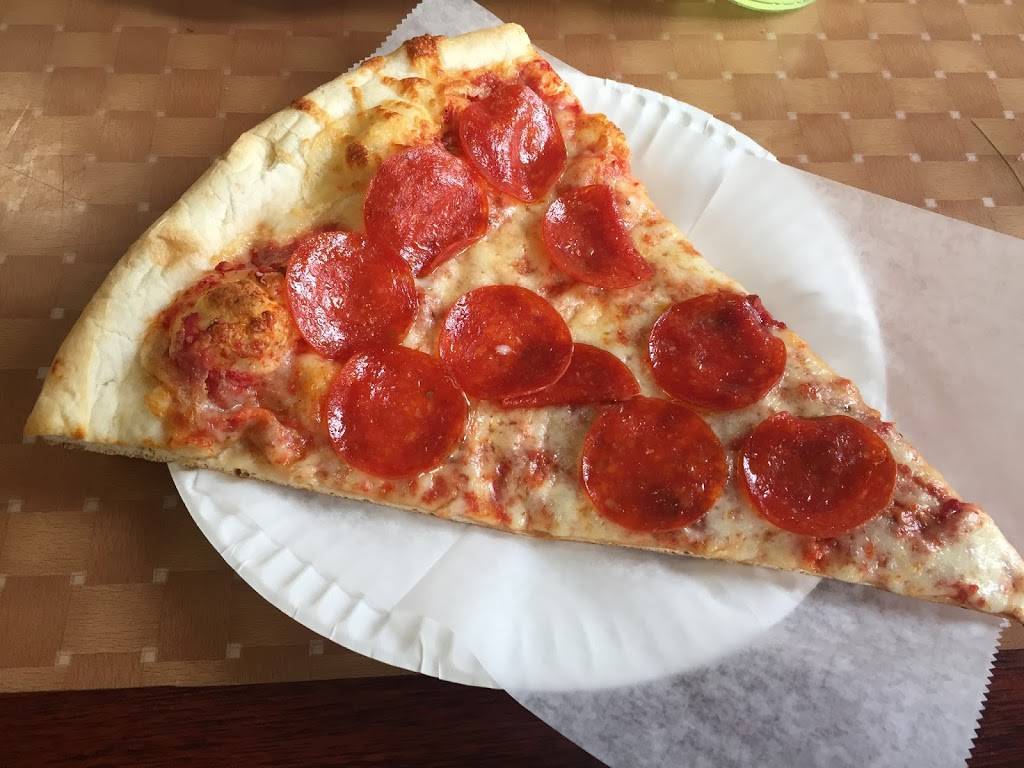 Montebellos Pizzeria & Pasta | restaurant | 107 Lockwood Ave, Yonkers, NY 10701, USA | 9143760891 OR +1 914-376-0891